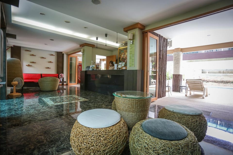 Hua Hin White Sand Hotel in Hua Hin District