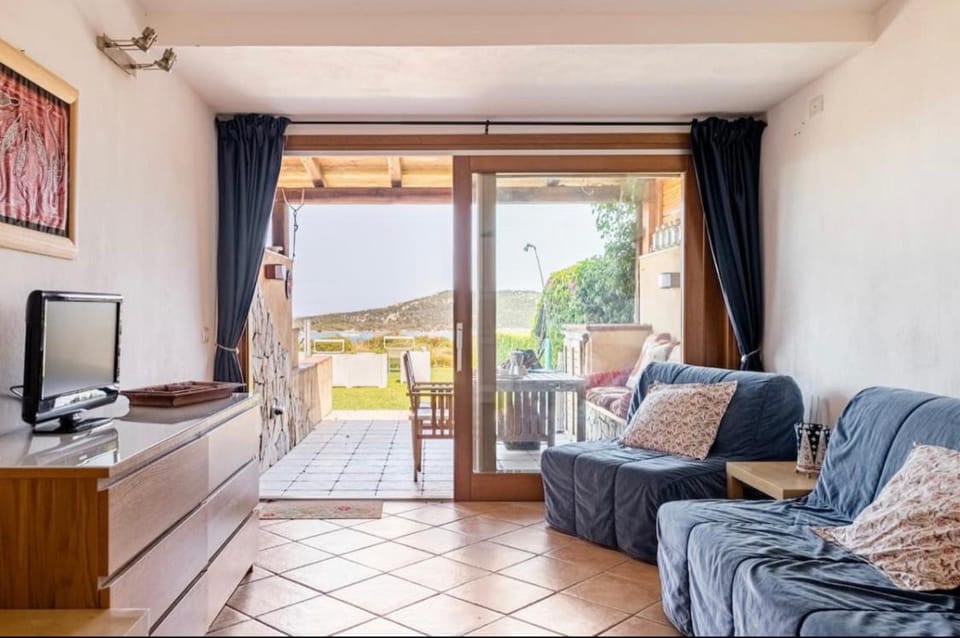 Villetta a schiera con giardino - porto pollo Apartment in Sardinia