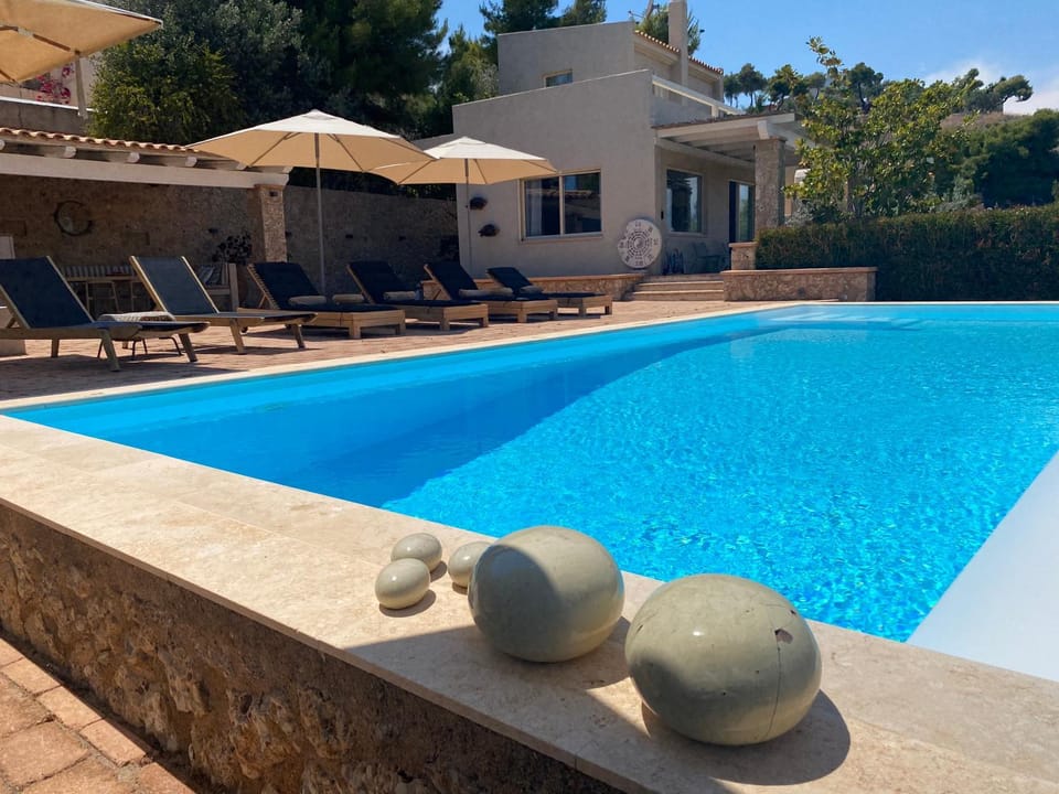 Property building, Swimming pool