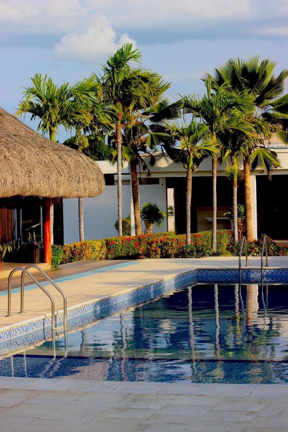 Off site, Activities, Garden, On site, Area and facilities, Swimming pool, Sunset