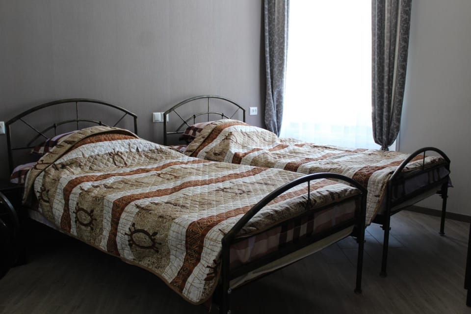Guest House on Gia Abesadze Street Bed and Breakfast in Tbilisi, Georgia