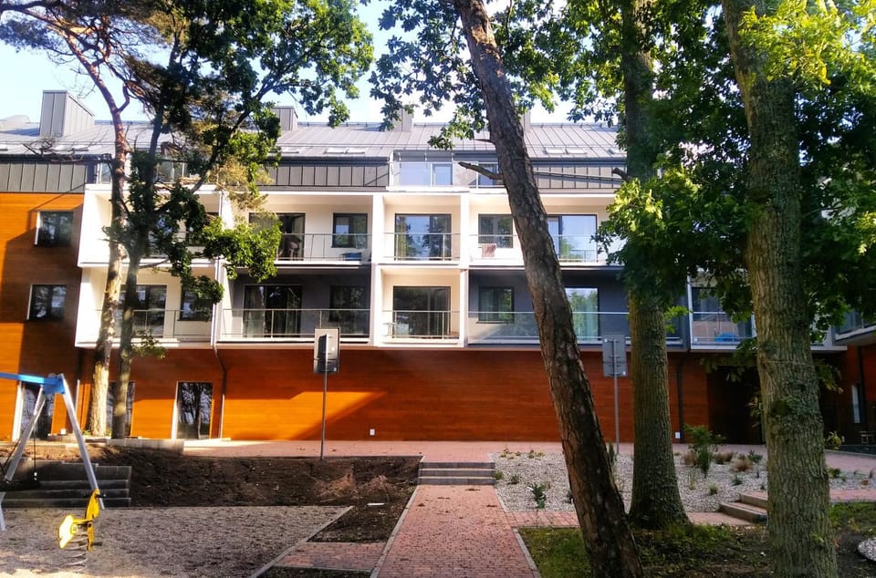 Facade/entrance, Garden