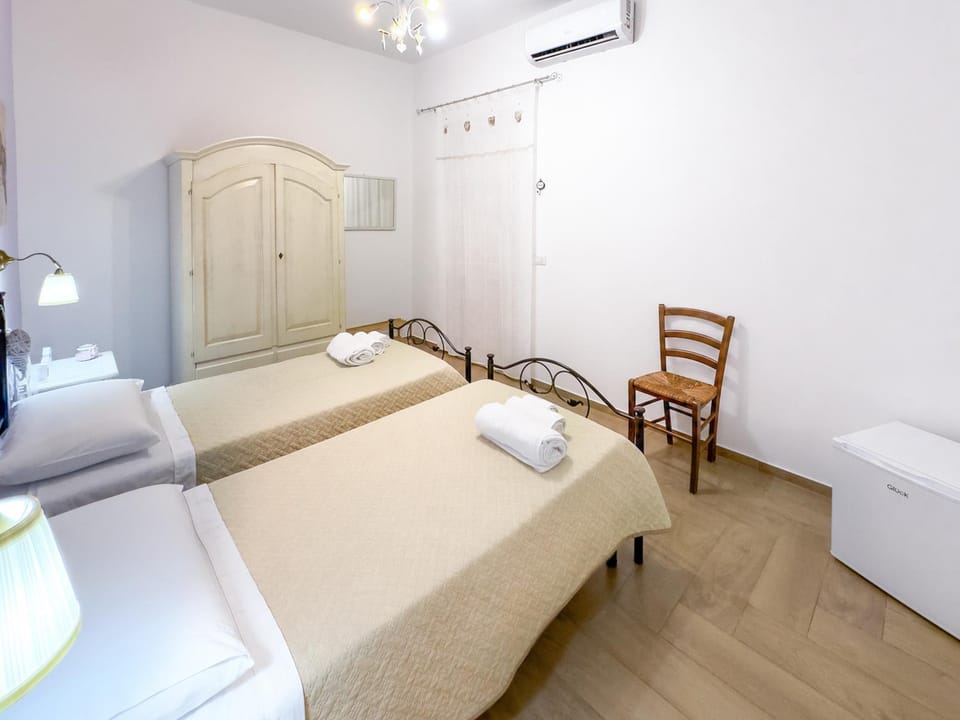Bed, Photo of the whole room, Bedroom, towels, wardrobe, air conditioner