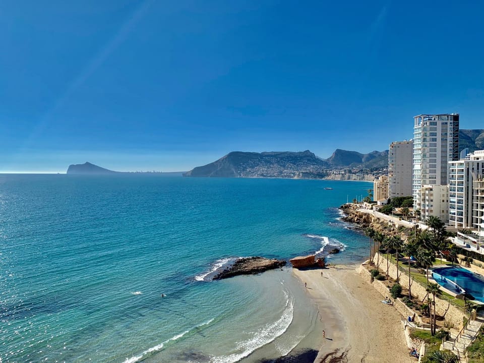 Balcony/Terrace, Mountain view, Pool view, Sea view, Swimming pool