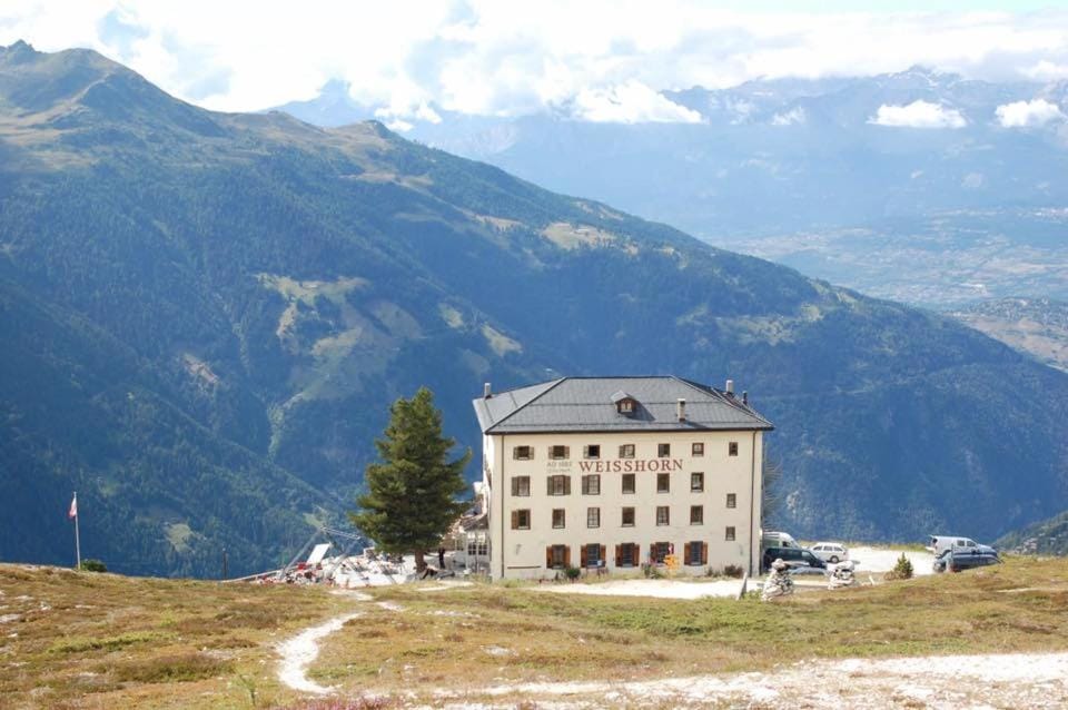 Hôtel Weisshorn sur St-Luc 2337m Hotel in Canton of Valais