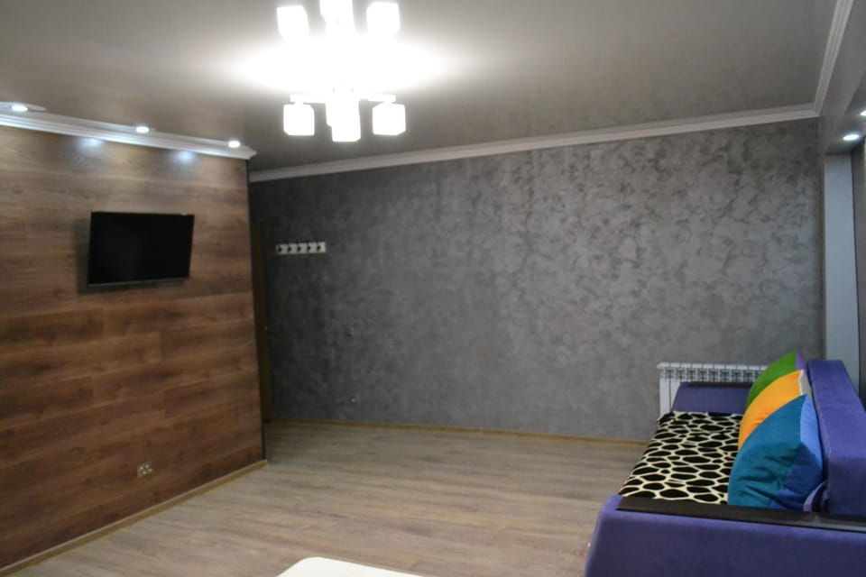 Хай-Тек апартаменты в центре по Гоголя51 Apartment in Kazakhstan