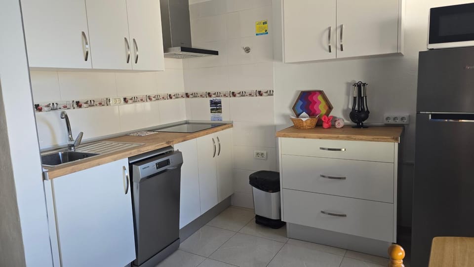 Kitchen or kitchenette, dishwasher, pet friendly, stove, toaster