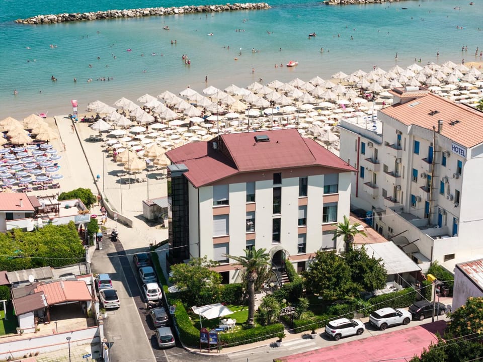 Property building, Bird's eye view, View (from property/room), Sea view