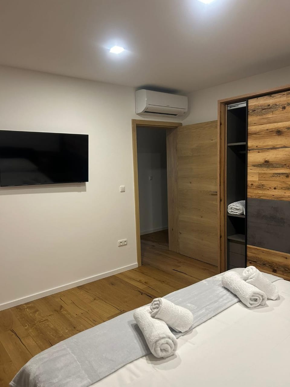 Apartmani Five Bed and Breakfast in Makarska