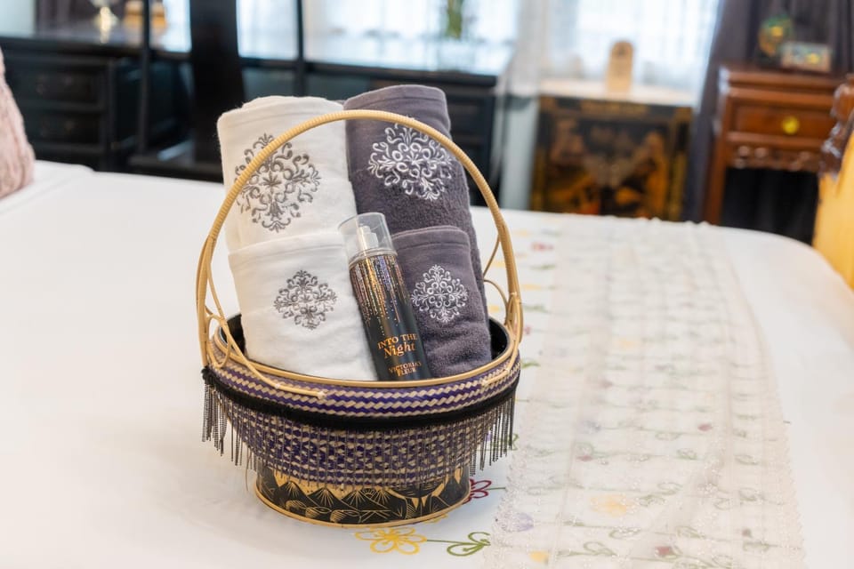 The Unforgotten B&B Bed and Breakfast in Bangkok