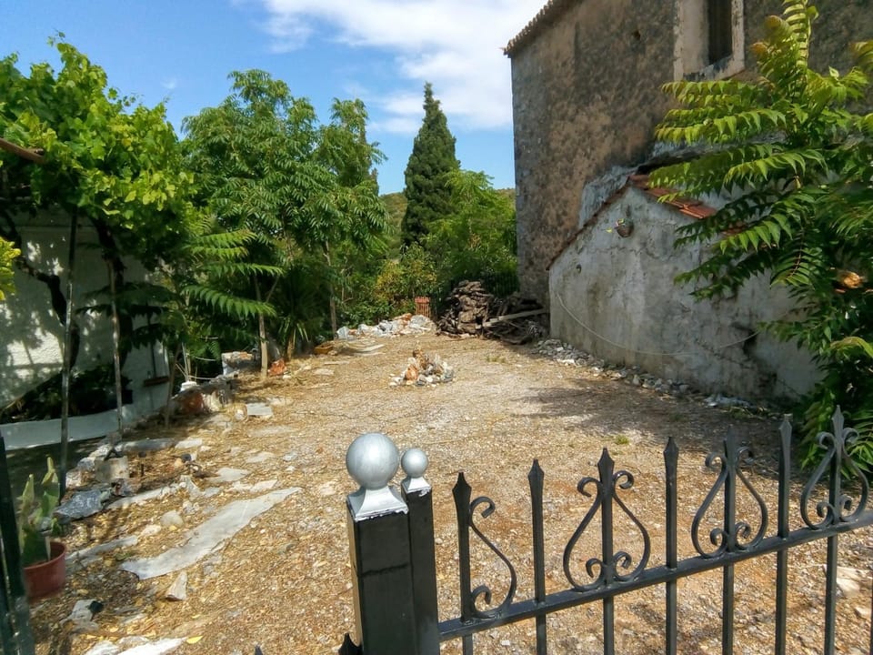 Property building, Garden