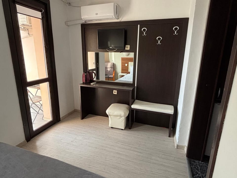 Private Rooms Trakiets Bed and Breakfast in Pomorie