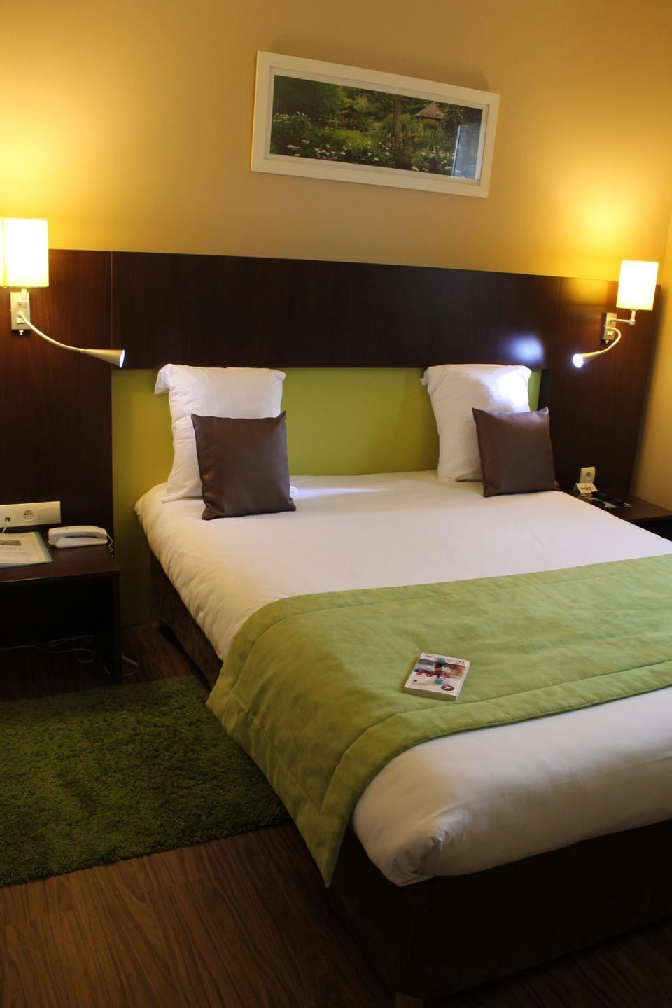 Photo of the whole room