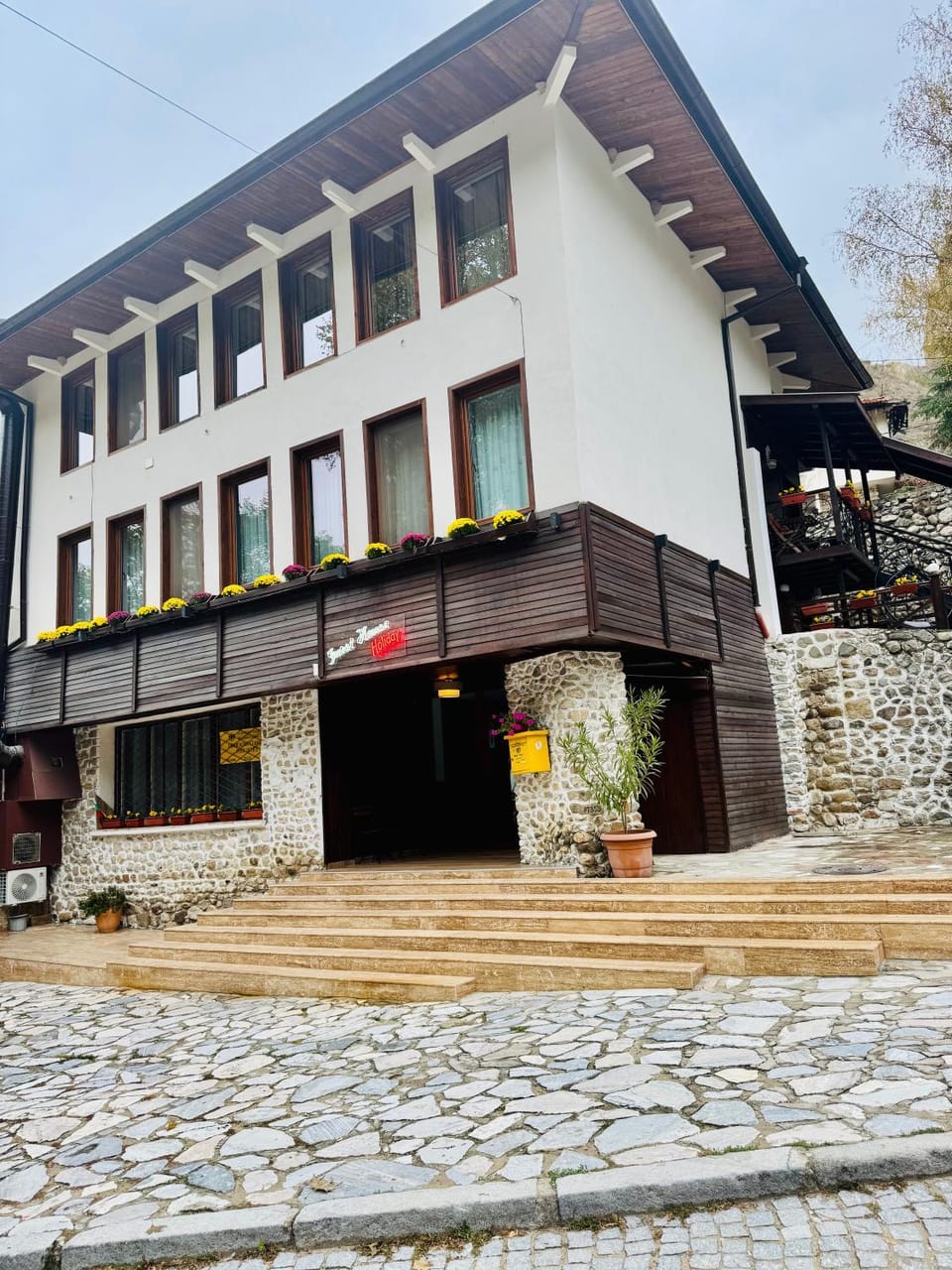 Guest House Holiday in Melnik Bed and Breakfast in Blagoevgrad Province