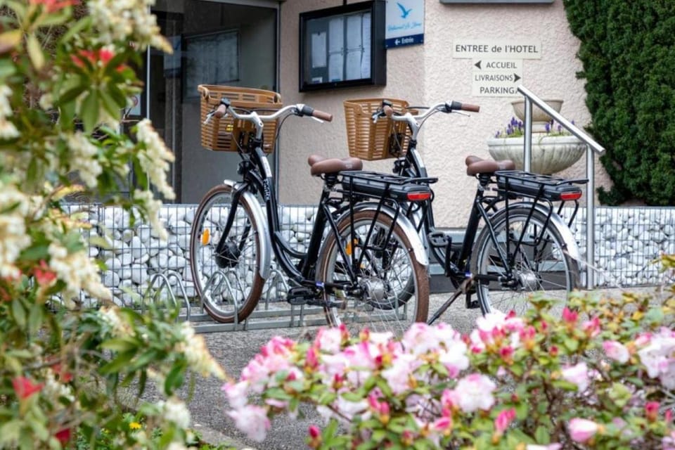 Facade/entrance, Other, Cycling