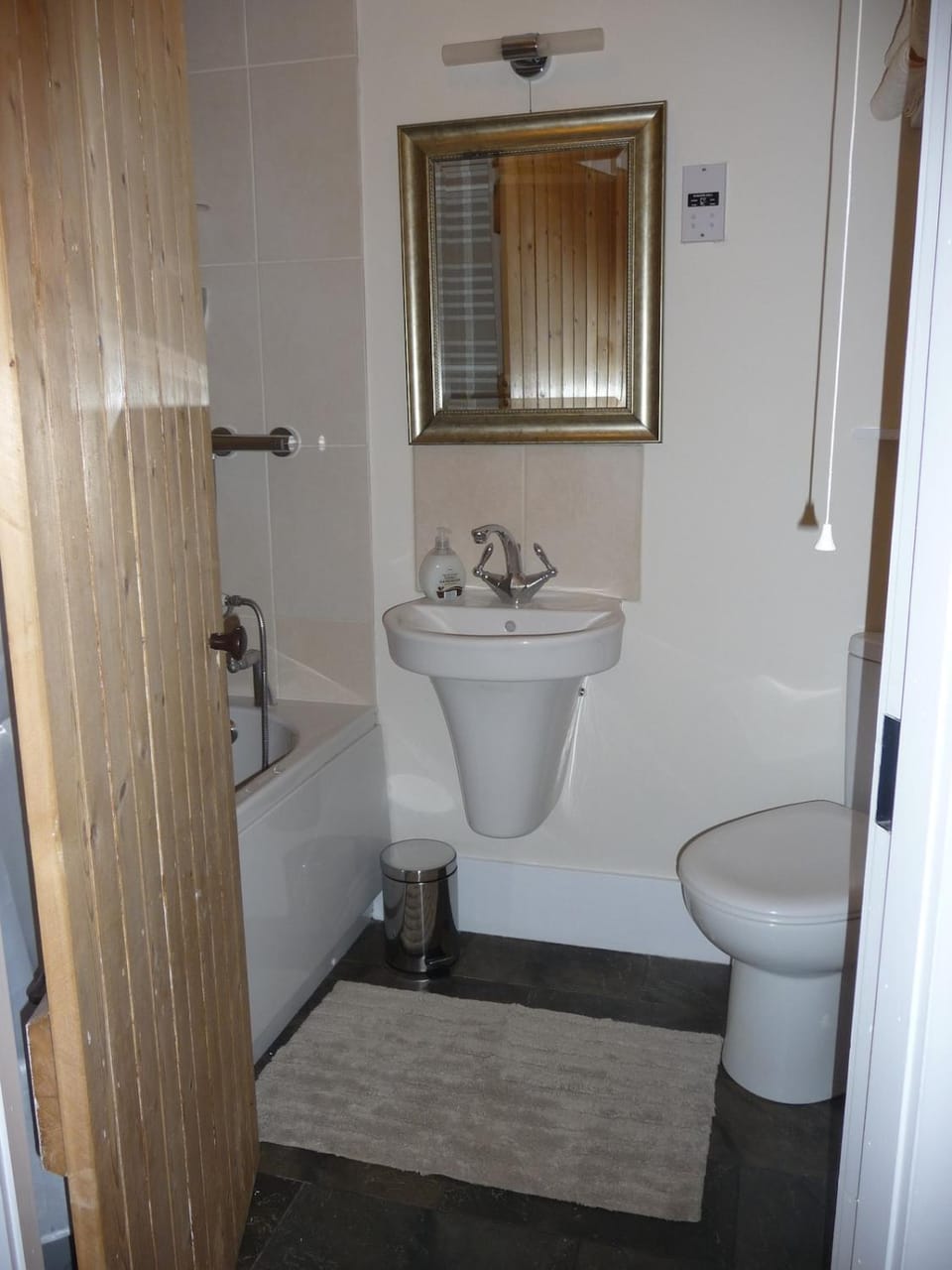 Aberlour Cottages - Bolthole & Retreat House in Scotland