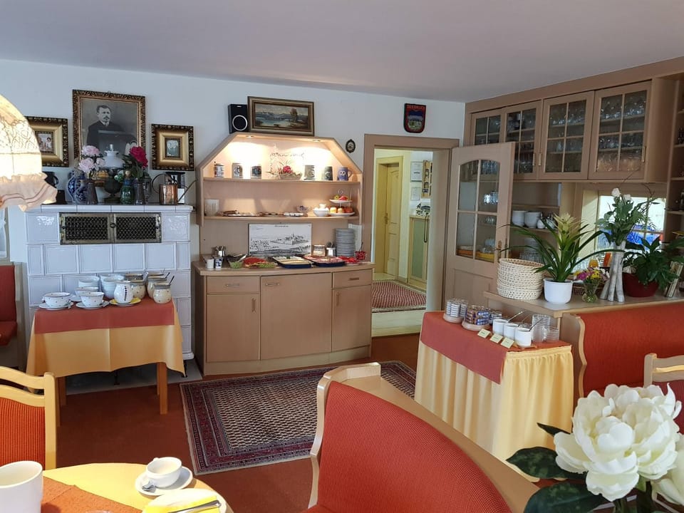 Pension Seeblick Bed and Breakfast in Salzburgerland