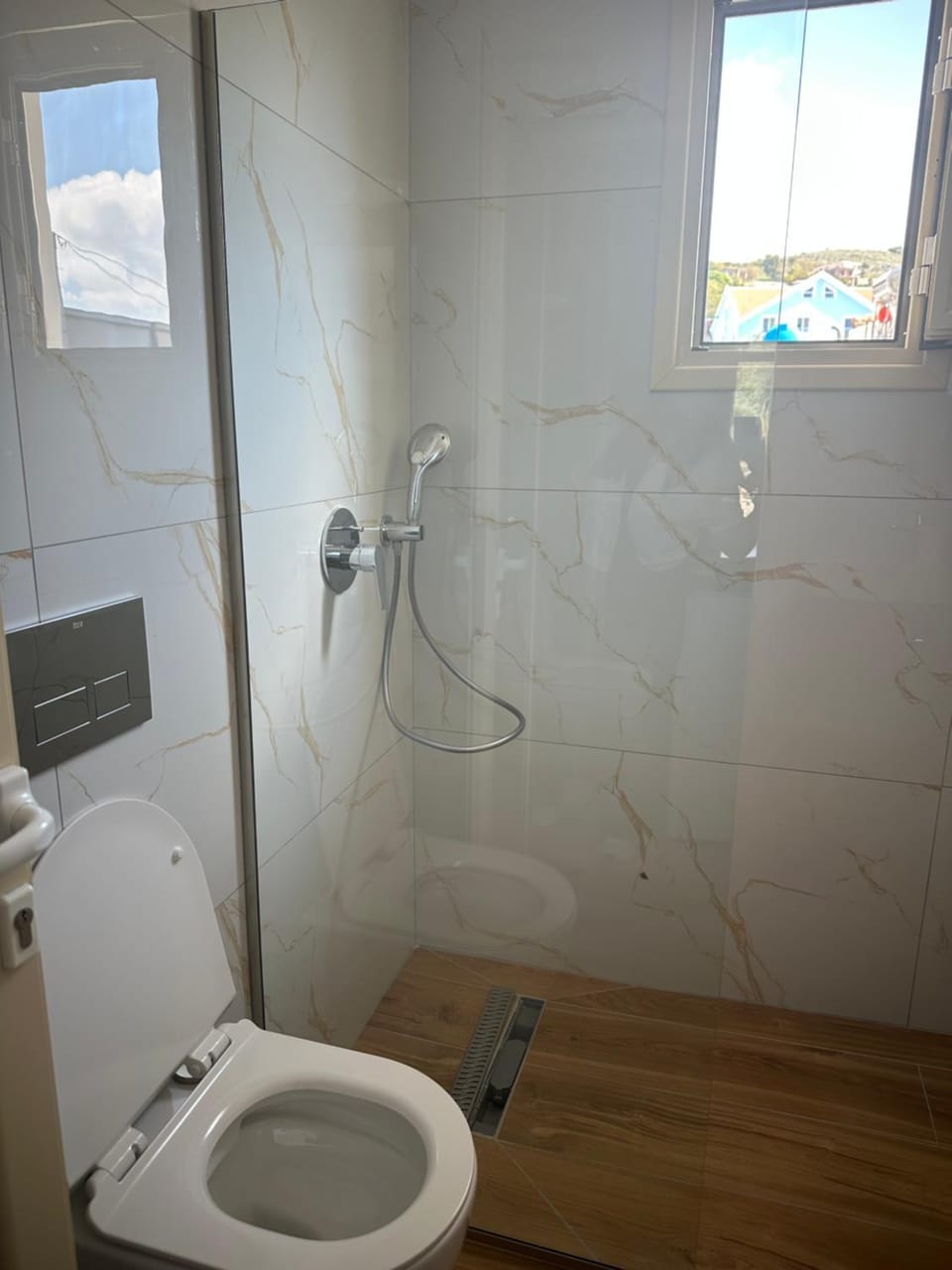 Foti Rooms Hotel in Vlorë County, Albania