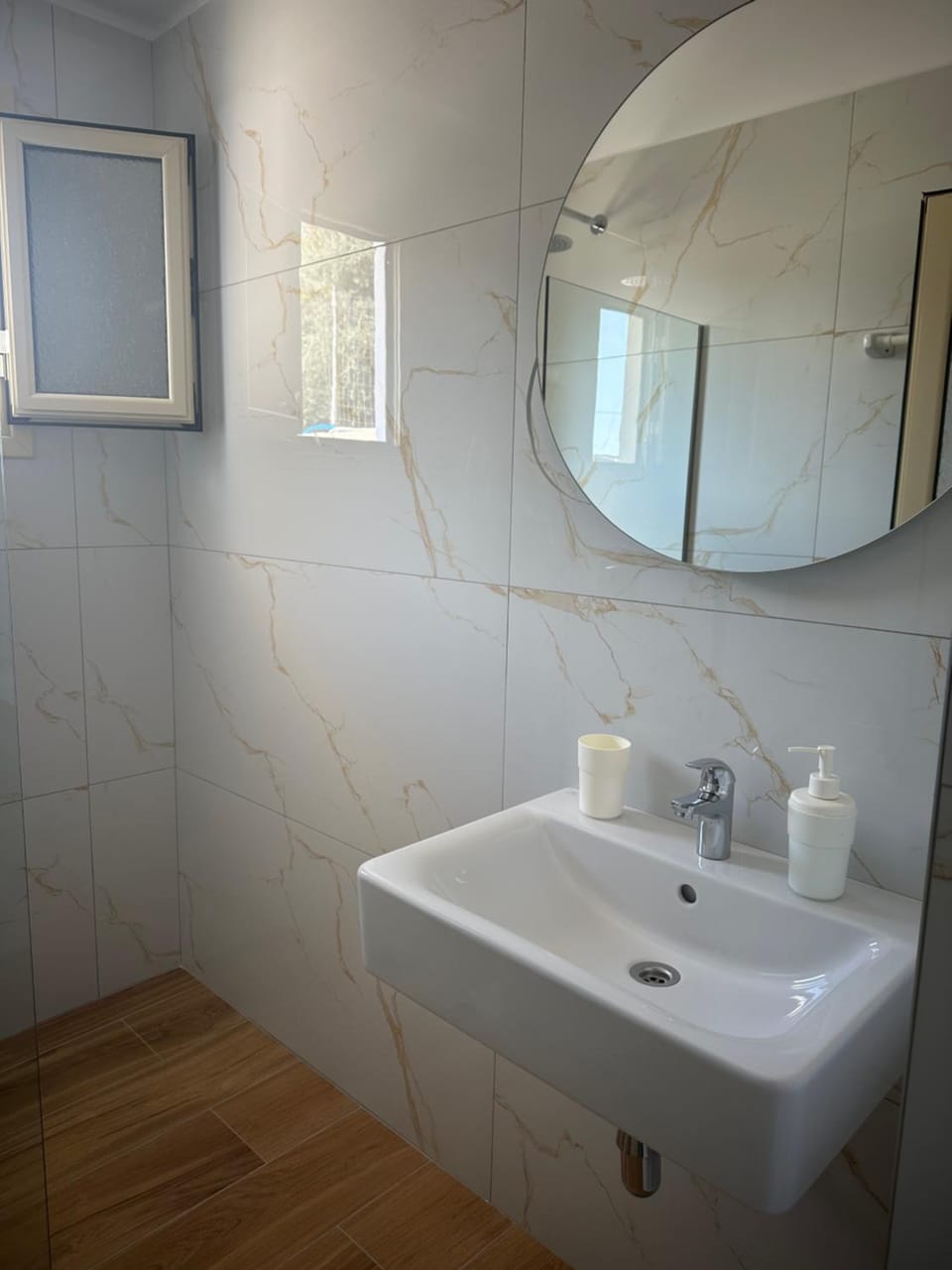 Foti Rooms Hotel in Vlorë County, Albania