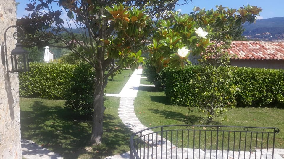 Aux charmes de grasse Bed and Breakfast in Grasse