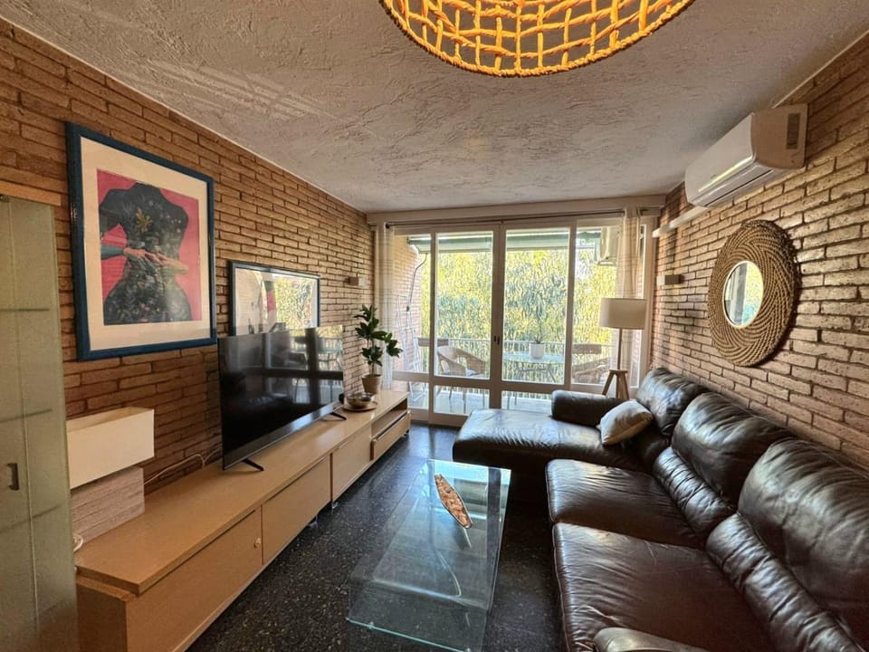 HomeHolidaysRentals Miracel - Costa Barcelona Apartment in Maresme