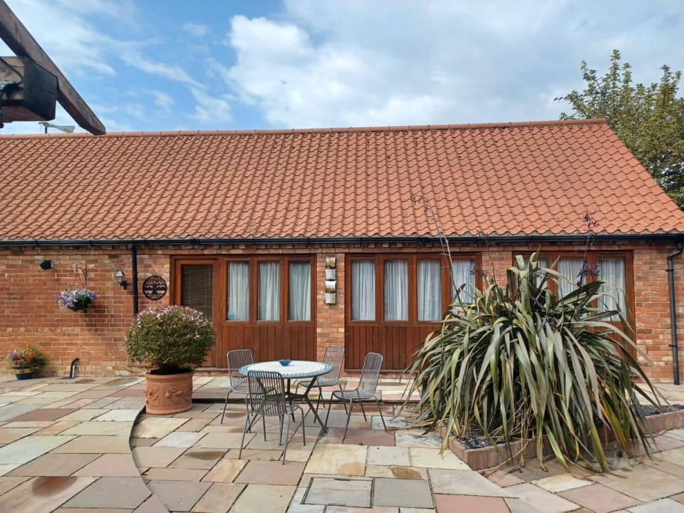 Balcony/Terrace, Seating area, Garden view