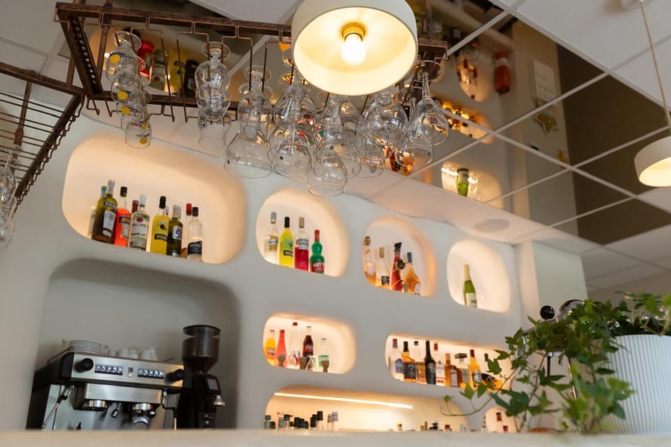 Hotel ASTORIA- Saint Etienne-Centre des Congrès- Hotel in Saint-Étienne