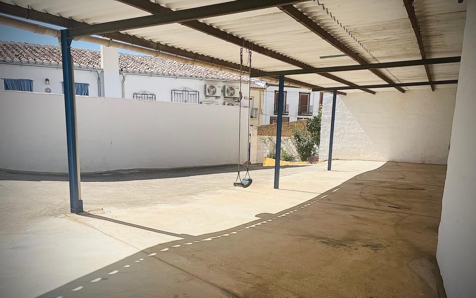 Santo Domingo Rural - Andalusian spacious house with private parking in town Country House in Andalusia
