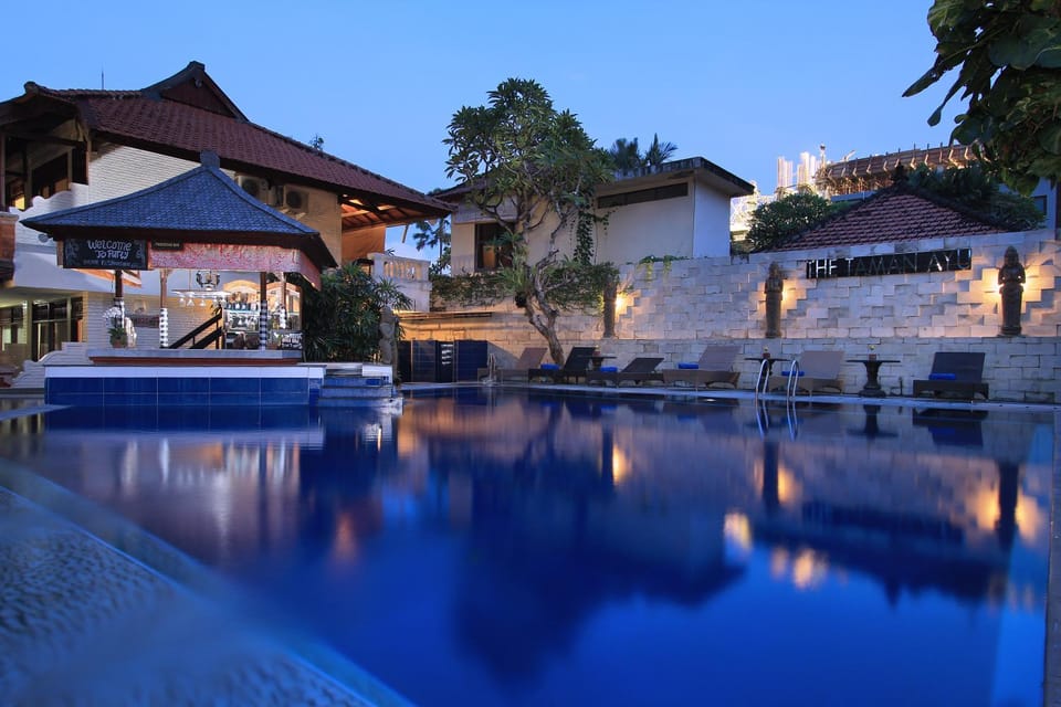 Swimming pool, Swimming pool
