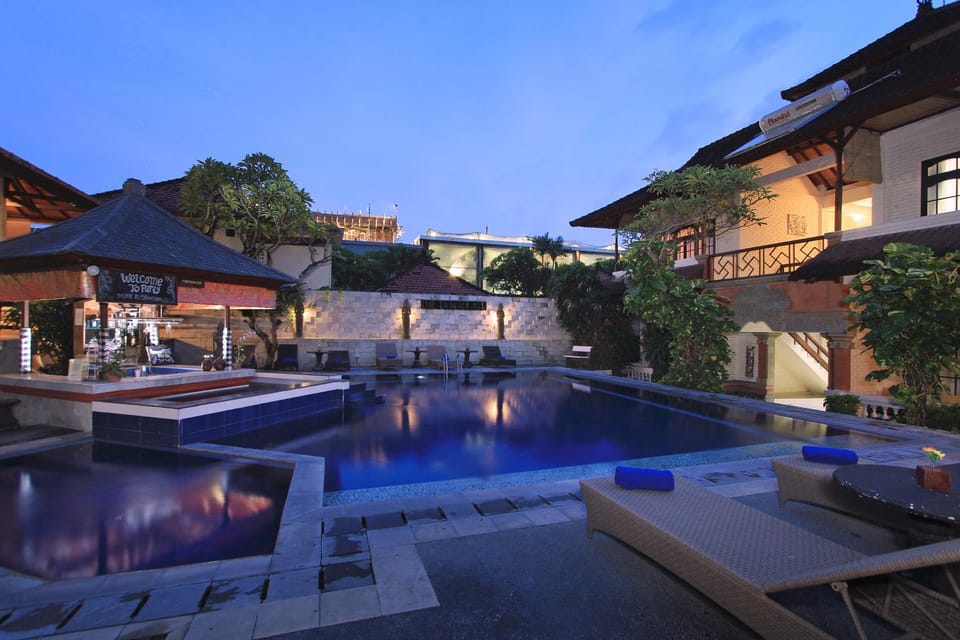 Swimming pool, Swimming pool