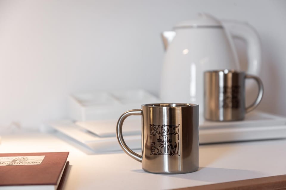 Coffee/tea facilities, View (from property/room)