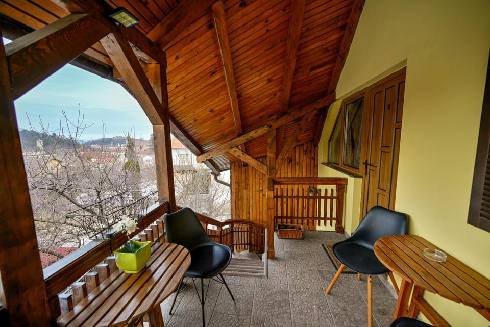 Patio, Balcony/Terrace, Balcony/Terrace