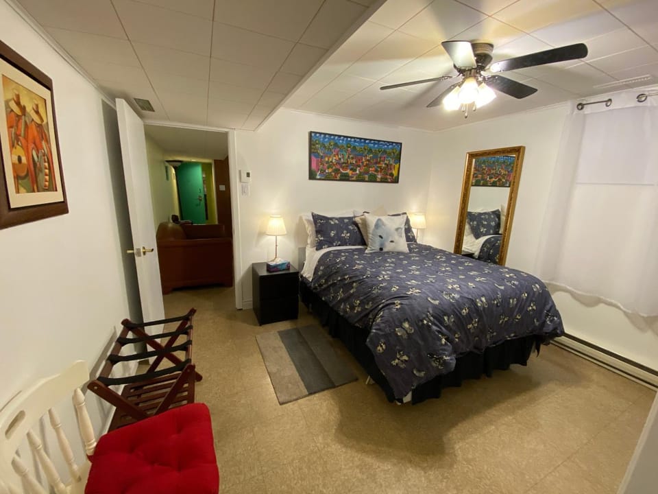 Photo of the whole room