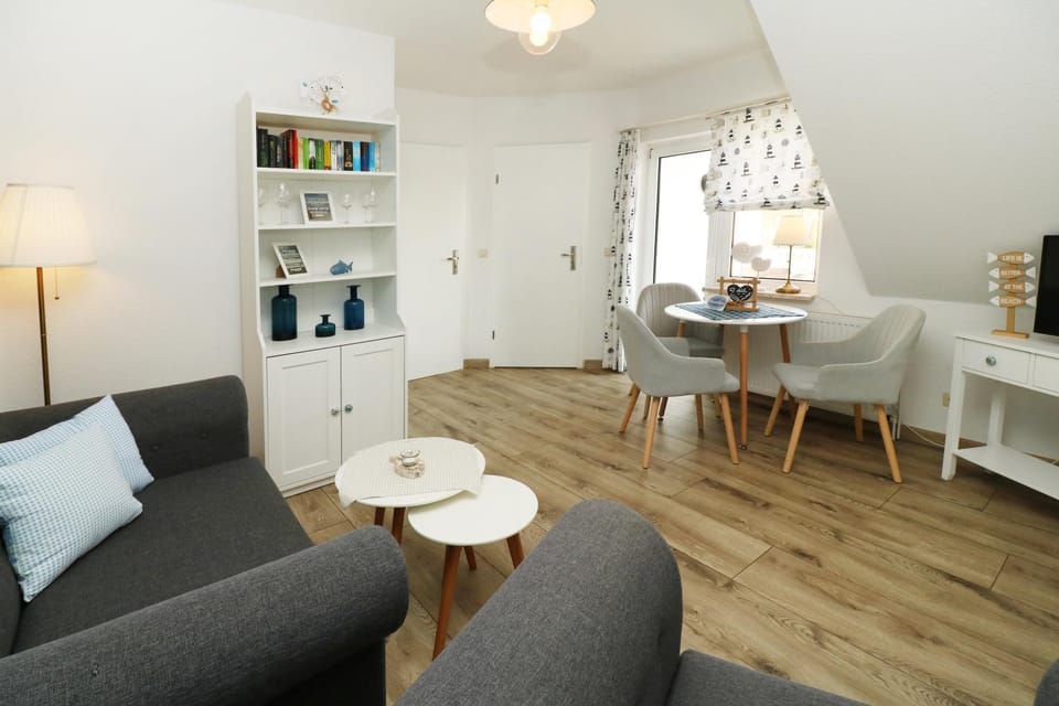 Library, Living room, Seating area, Dining area