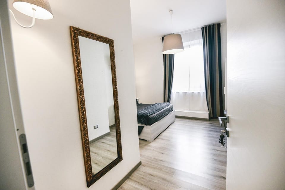 Bed, Photo of the whole room
