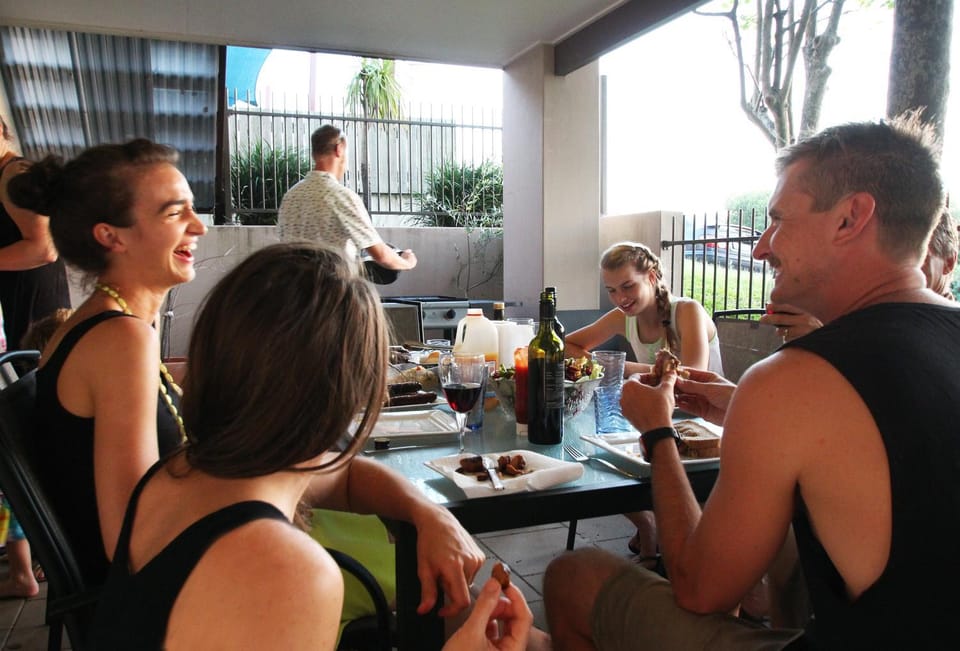 BBQ facilities, Balcony/Terrace, Food and drinks, group of guests
