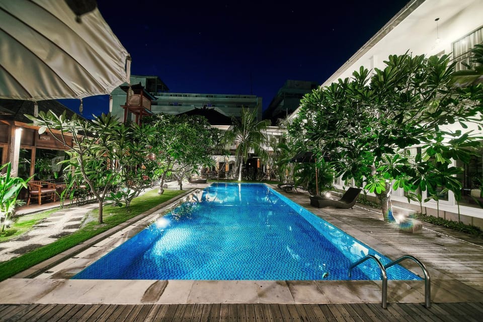 Pool view, Swimming pool