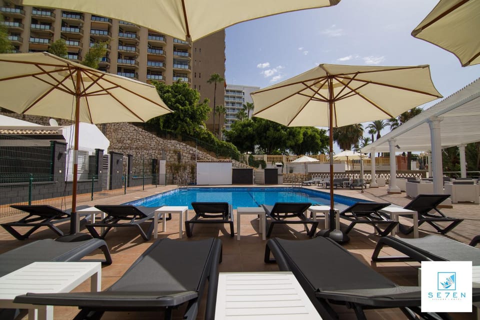 Apartamentos Seven Village Apartment in Benalmadena
