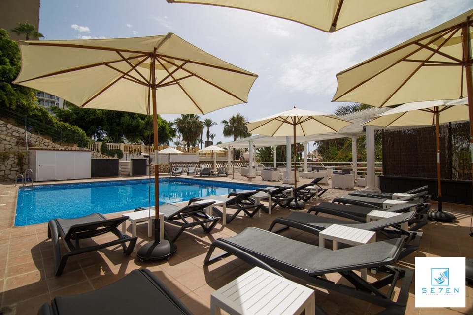 Apartamentos Seven Village Apartment in Benalmadena