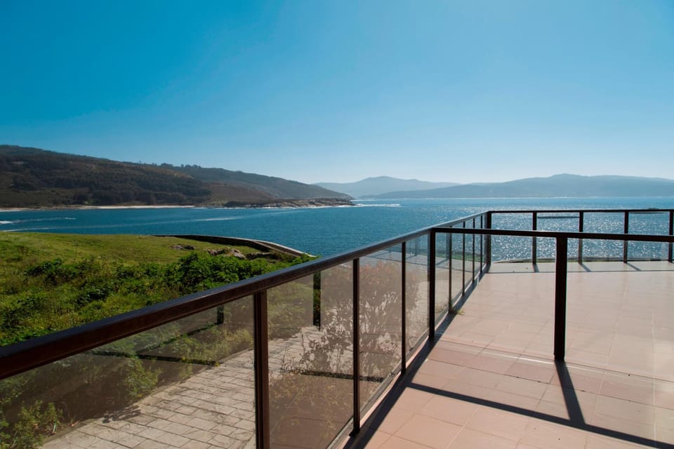 Apartamentos Turísticos Playa de Osmo Apartment in Bergantiños