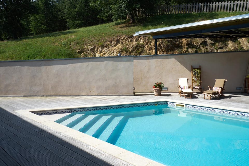 Swimming pool, Swimming pool
