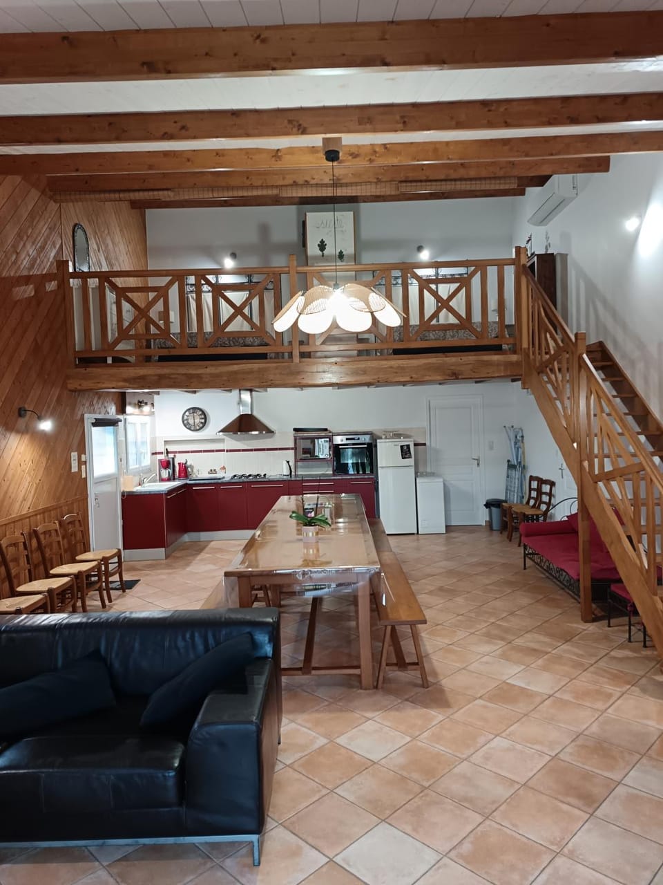 Dining area, kitchen