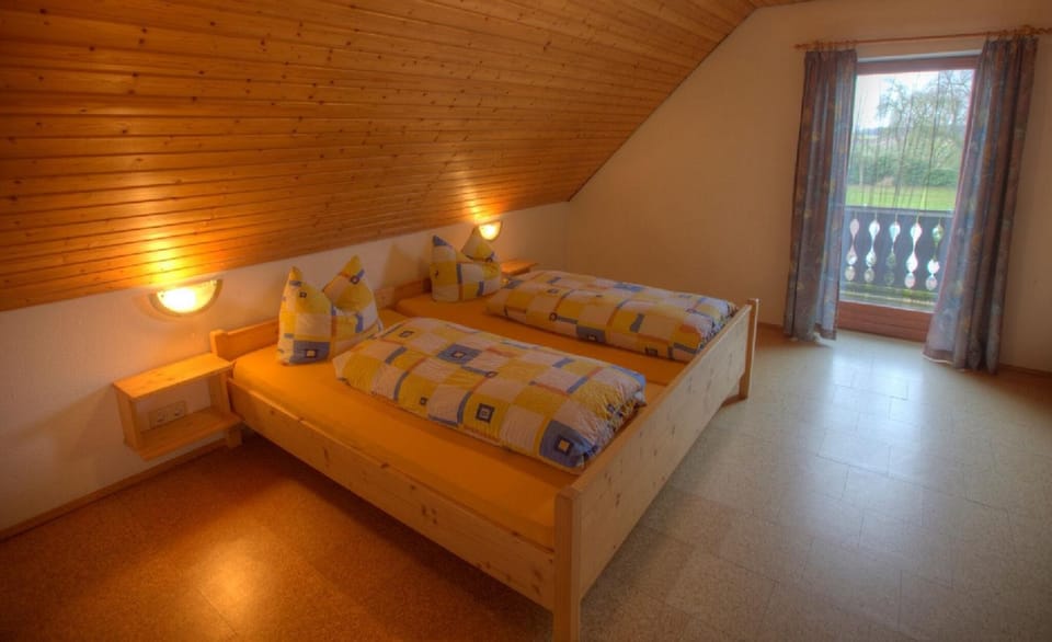 Bedroom, Garden view