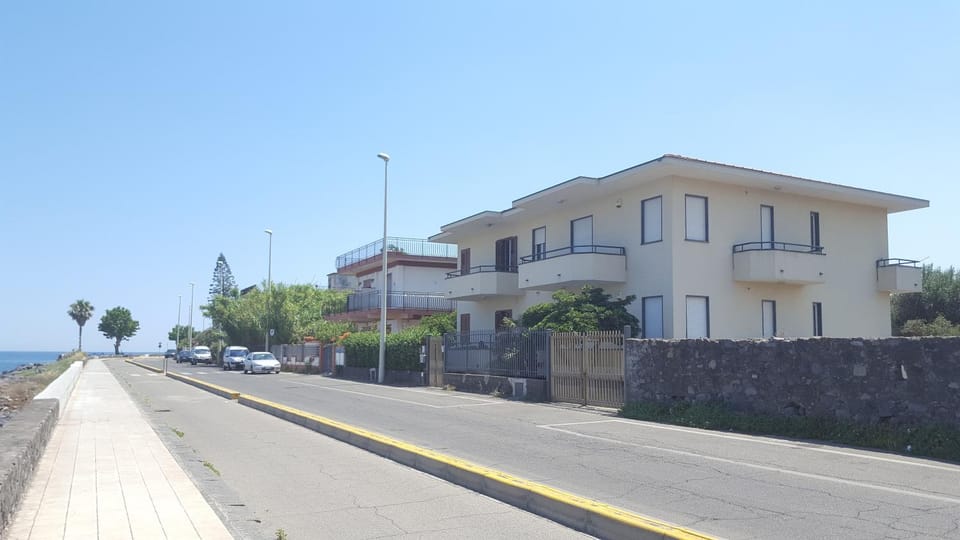 Facade/entrance, Day, Neighbourhood, Summer, On site, Street view