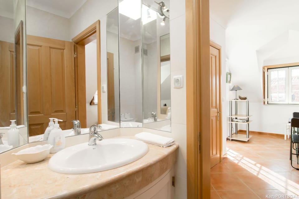 Bathroom, Living room
