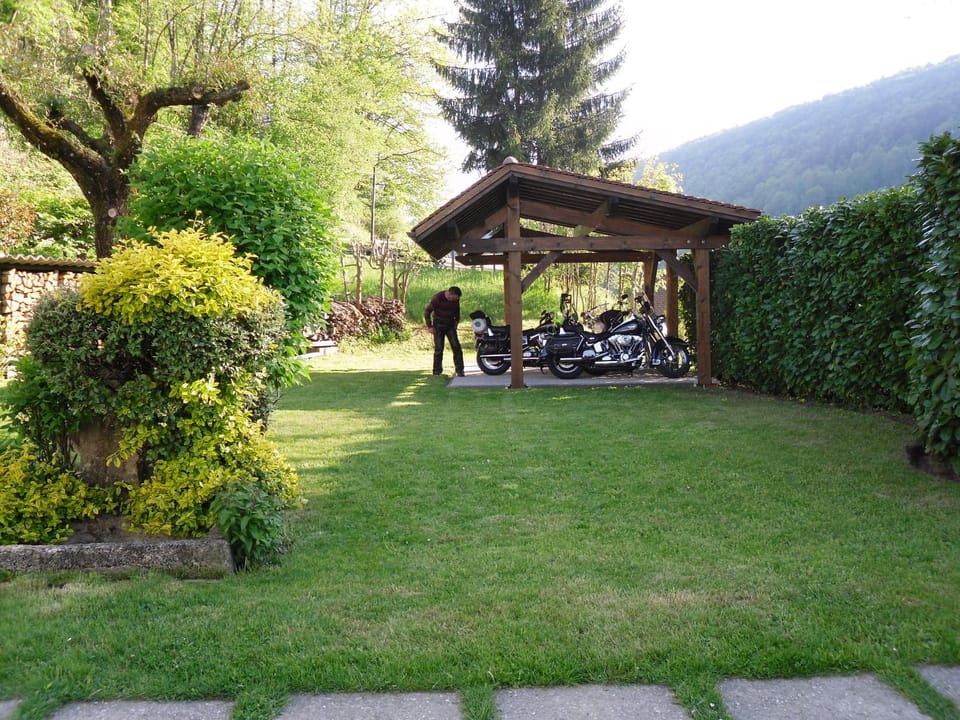 People, Garden view