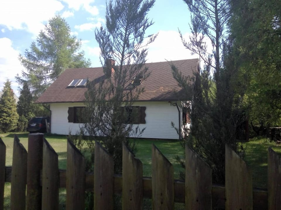 Property building, Day, Garden