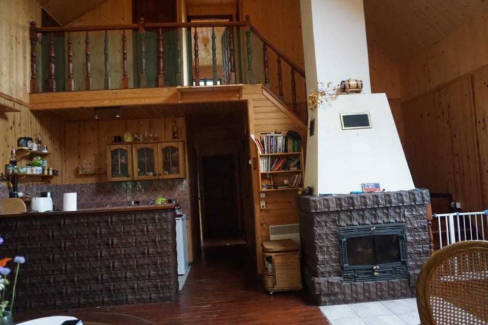 Living room, fireplace