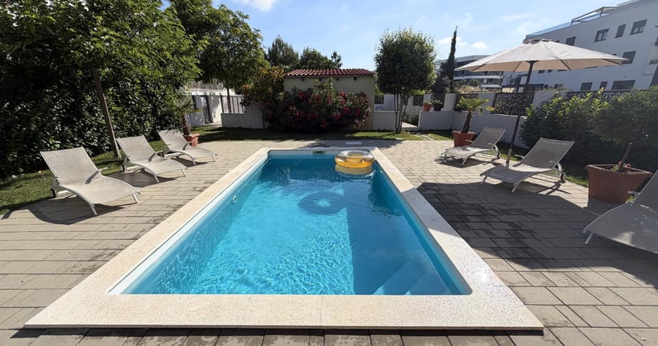 Garden, Swimming pool