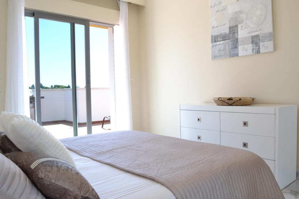 Dama de Noche Penthouse RDR110 Apartment in Marbella